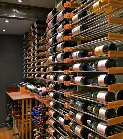 十分常見(jiàn)的不銹鋼酒架