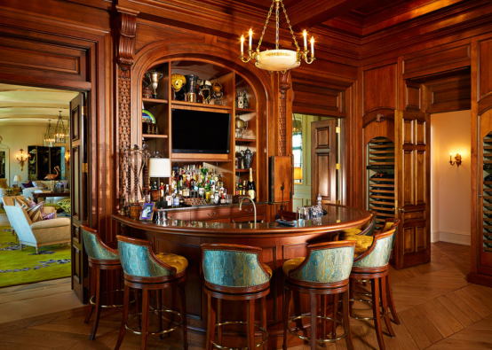 私人酒窖中的吧臺設計