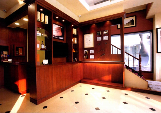 中科盛世酒窖設(shè)計(jì)（400-088-5628）