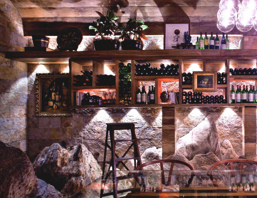 酒窖設計的墻壁裝修