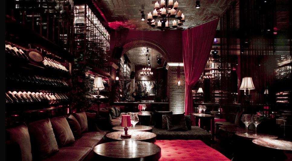 中科盛世酒窖，會(huì)所酒窖設(shè)計(jì)